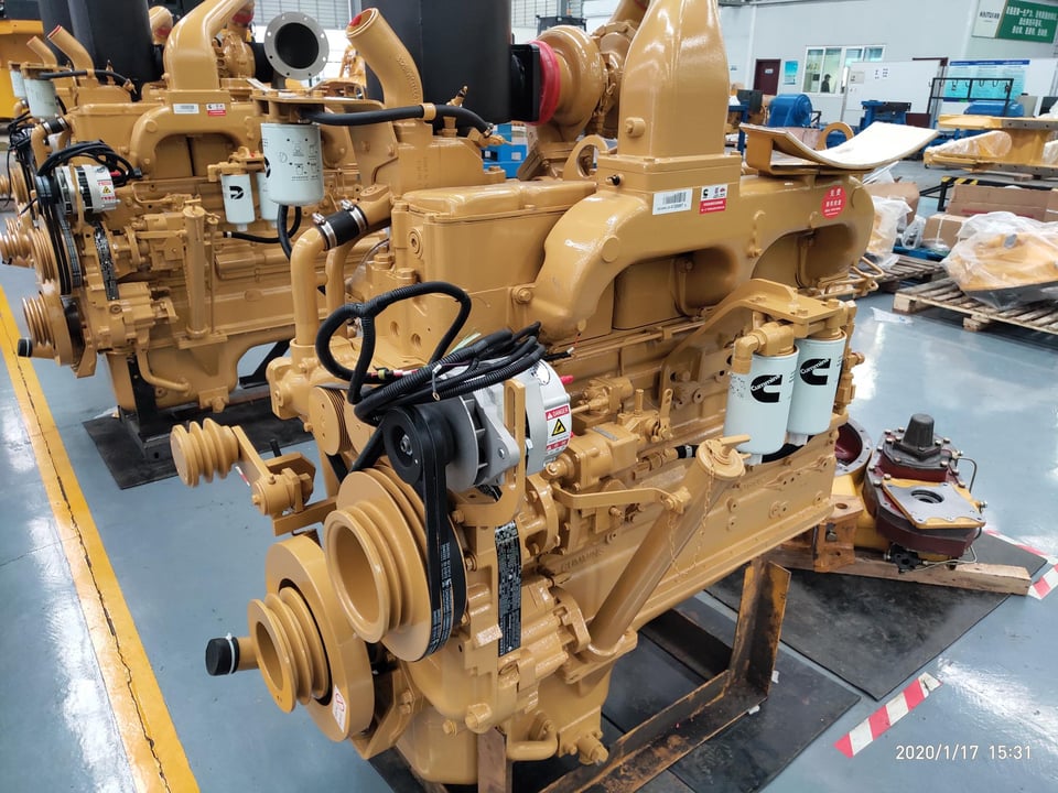 Cummins Engine (2).jpg