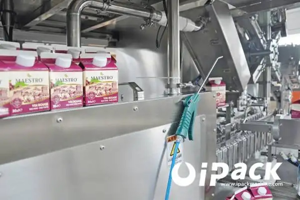 Gable-Top-Carton-Filling-Machine-6-600x400.webp