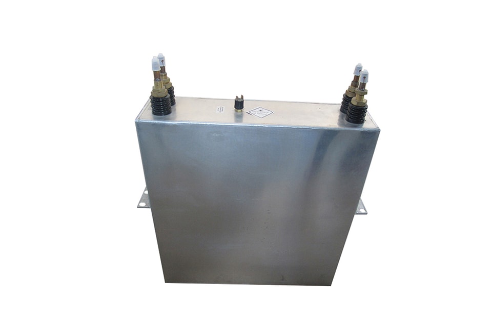 Capacitor DC