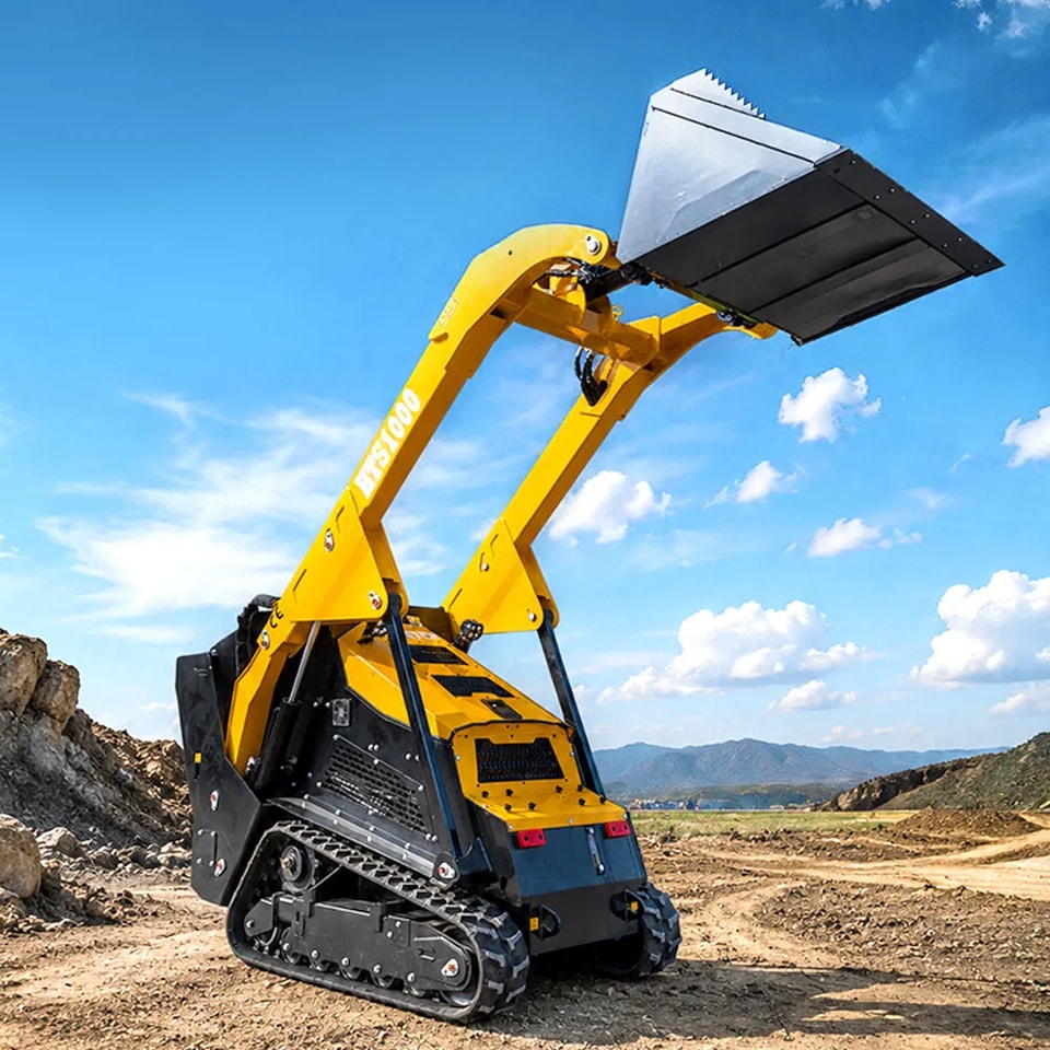 hightop-HTS1000-skid-steer-loader-12-2b48c6.webp