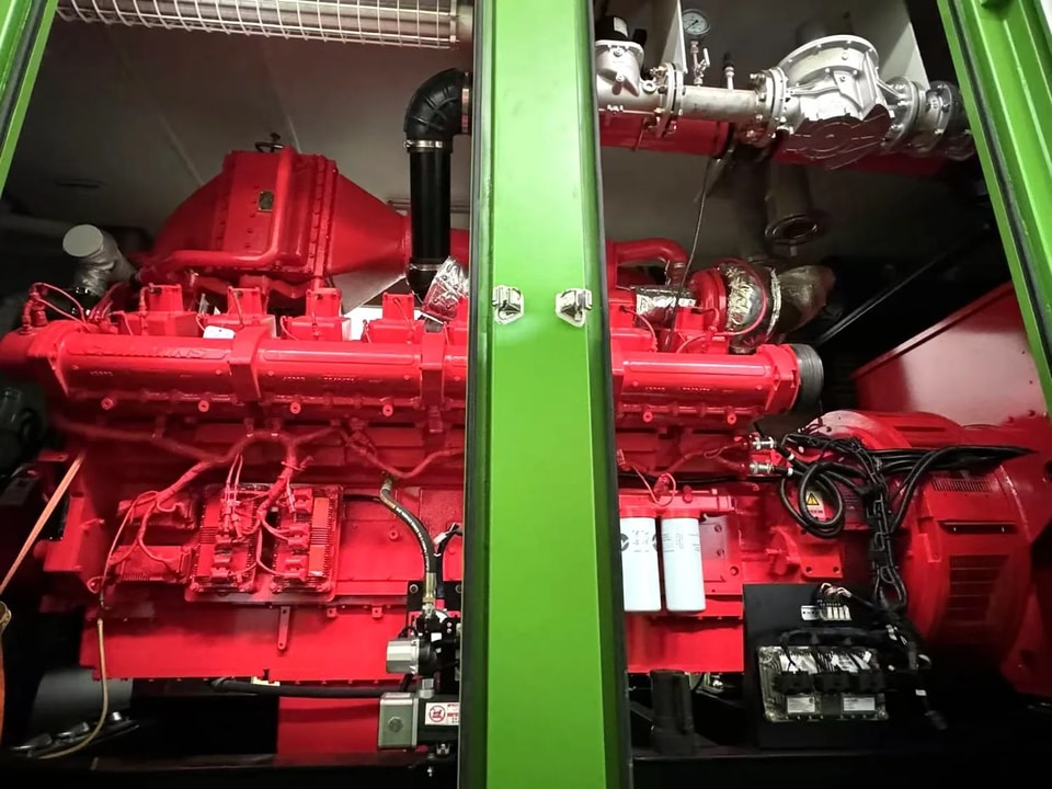 1MW-Gas-Genset-7.69.3-6.webp