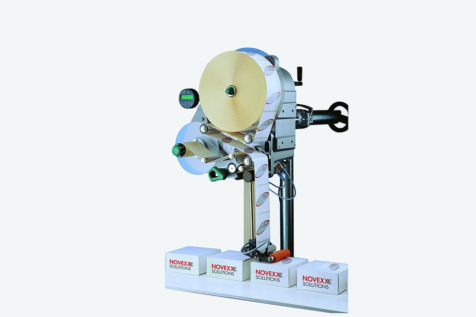 Automatic Labeling Applicator Machine