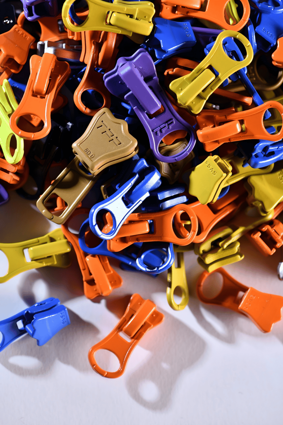 Custom Zipper Slider Model DSC8983