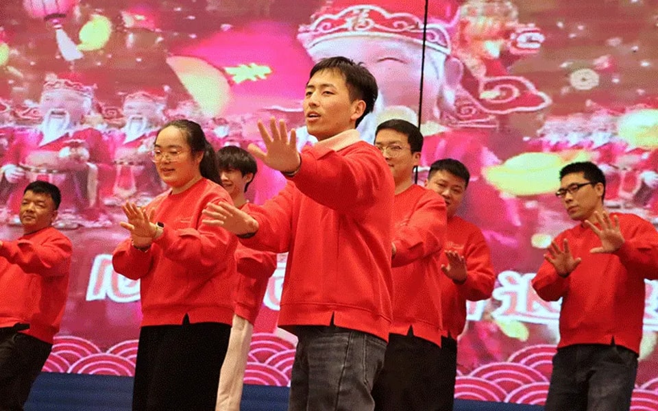 GKC 2024年度表彰大会暨2025年新春年会圆满举行