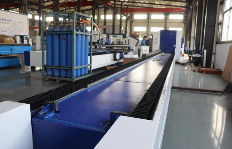 Points essentiels pour l’utilisation d’une machine de découpe laser de tubes