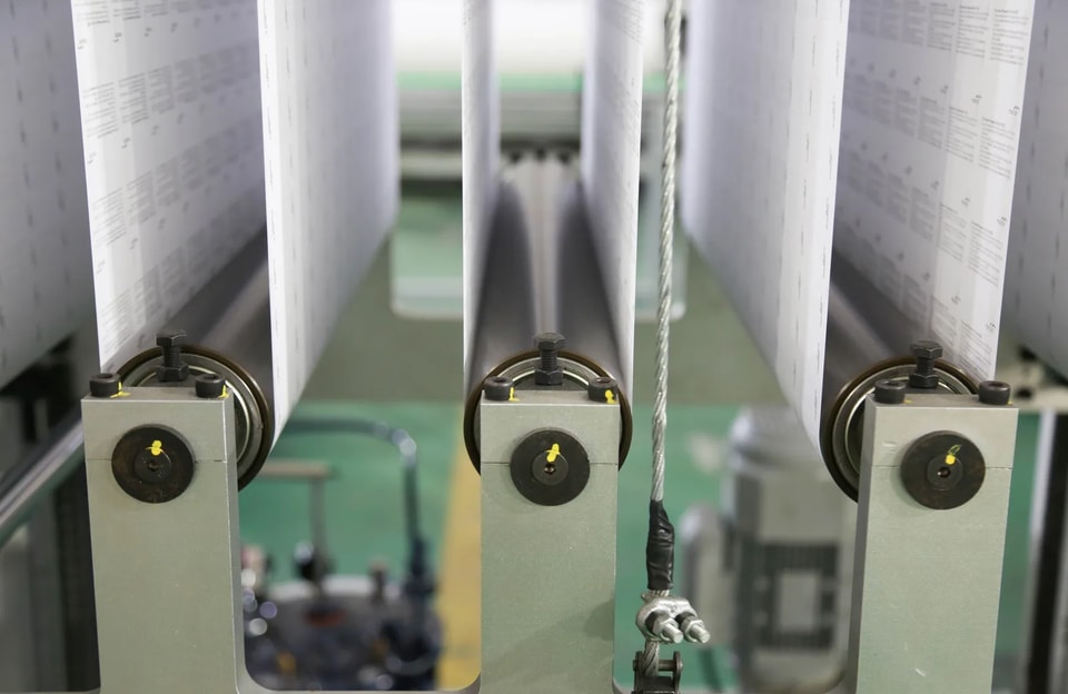 GPPE Fully Automatic Preprinted Paper Roll Converting Line - equipment gallery view 13