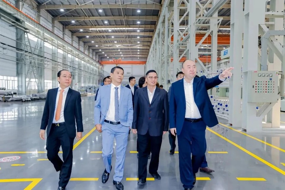 JINBEI في شنيانغ توقّع طلبية بقيمة 300 مليون يوان صيني مع Hue Kim Long Motor الفيتنامية