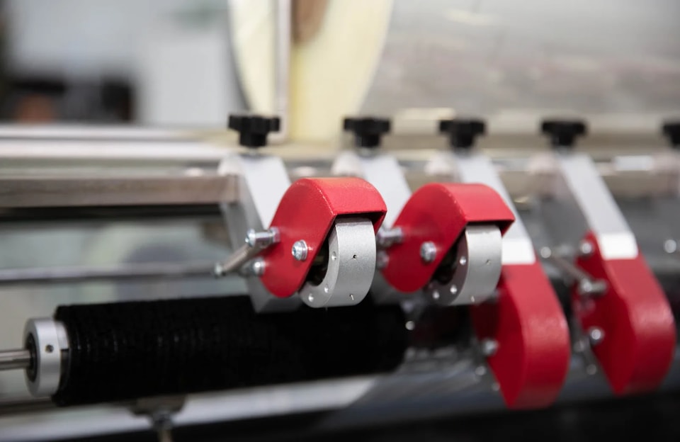 GPPE Fully Automatic High-Speed Paper Roll Converting Line - equipment gallery view 12