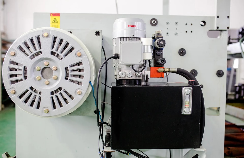 GPPE Fully Automatic Preprinted Paper Roll Converting Line - equipment gallery view 3