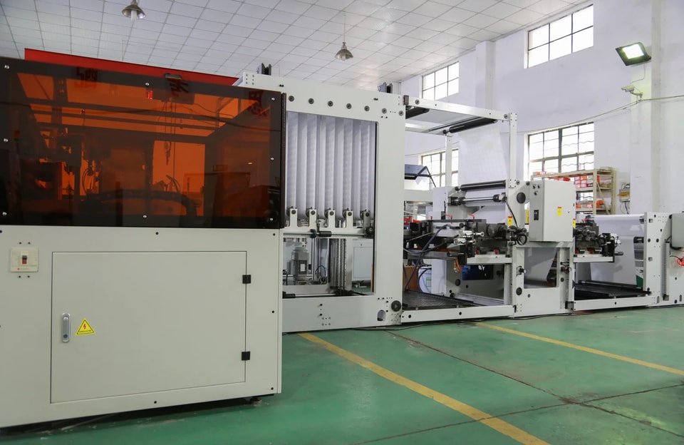 GPPE Fully Automatic Preprinted Paper Roll Converting Line - equipment gallery view 12