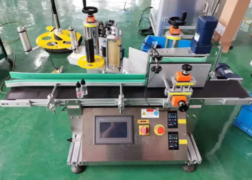 desktop round bottle labeler .webp