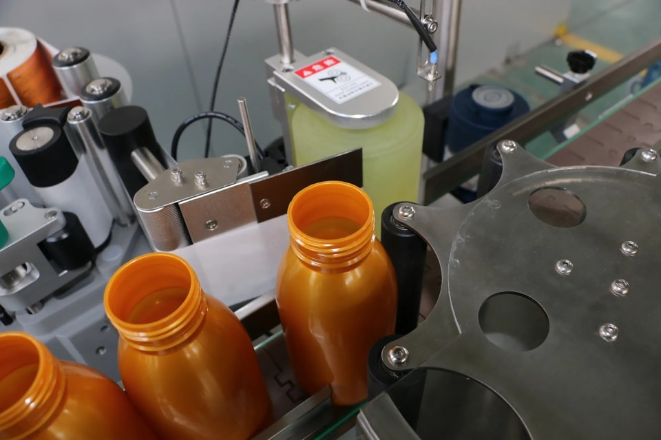 wrap around labeller (2).webp