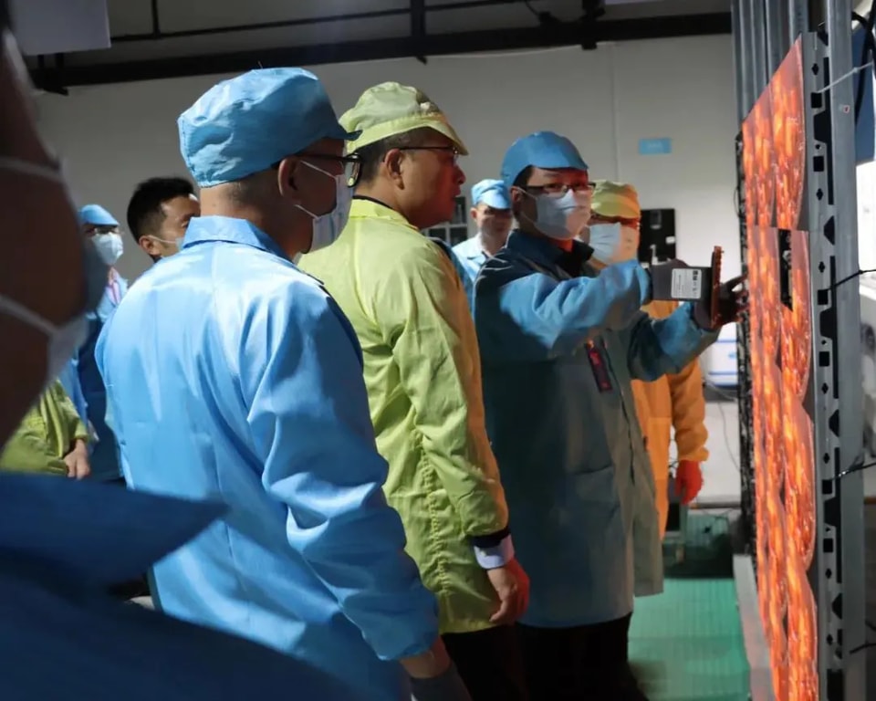 Una delegación de dirigentes del gobierno de Tongxiang visitó GKC para conocer las instalaciones