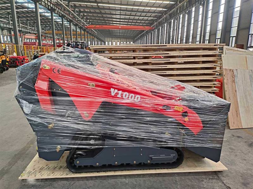 Minicarregadeira de esteiras triangulares HT-V1000 é enviada para a Europa