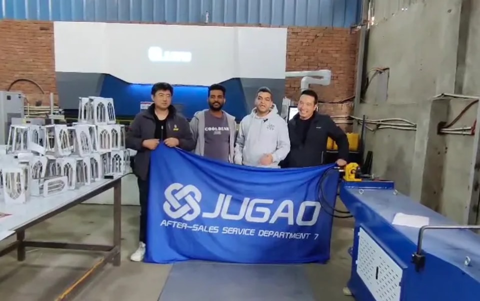شركة AMK المصرية الشهيرة في تصنيع الأثاث المعدني أدخلت معدات JUGAO المتقدمة، مما قاد إلى ترقية شاملة لخطوط إنتاجها.