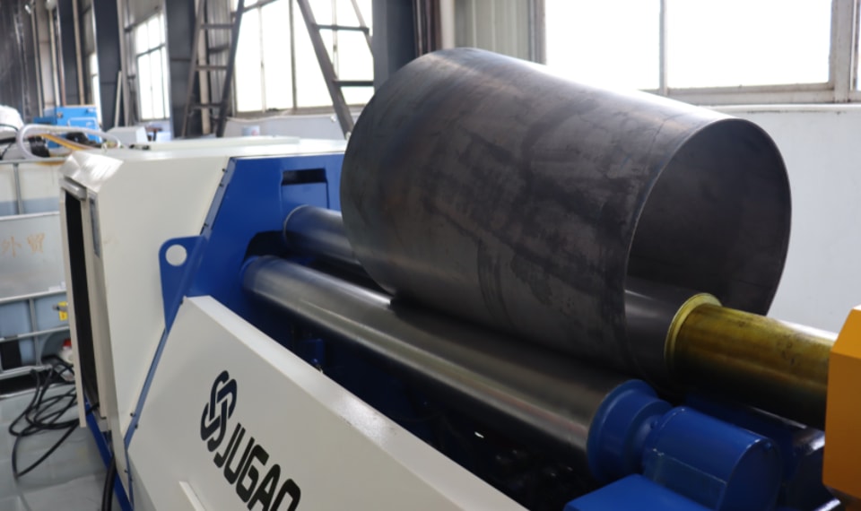 ما هي مقاومة الخضوع في ماكينة درفلة الصفائح CNC؟ وكيف تتم صيانة ماكينة درفلة الصفائح يوميًا؟