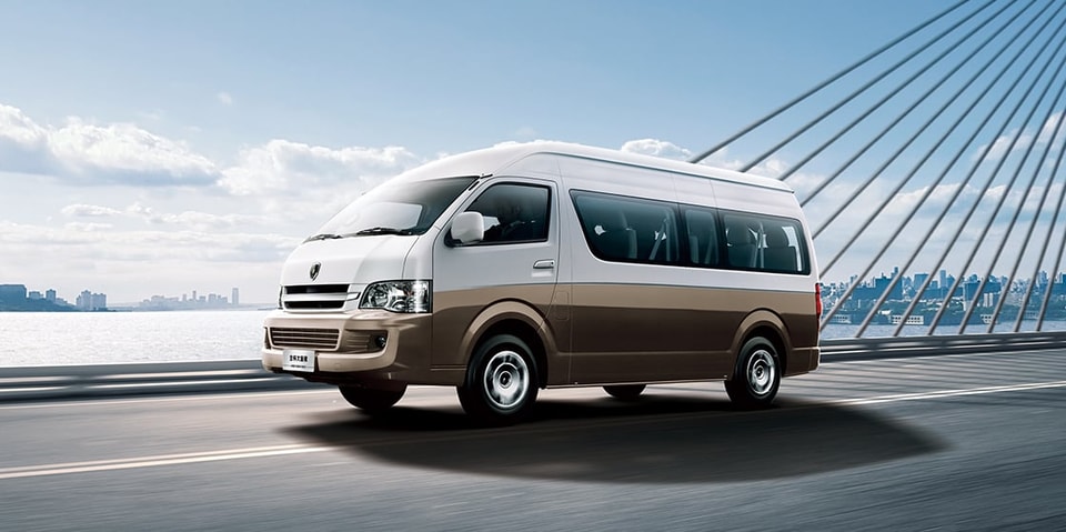 Grand Haise Business Van 9-Seat