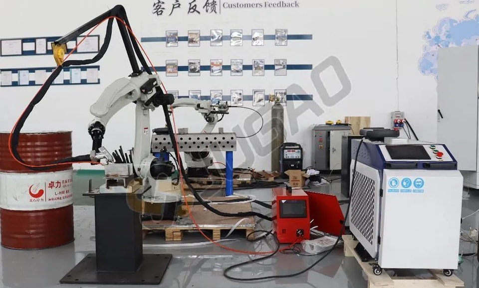 Velocidad de soldadura láser, potencia del láser y espesor del material