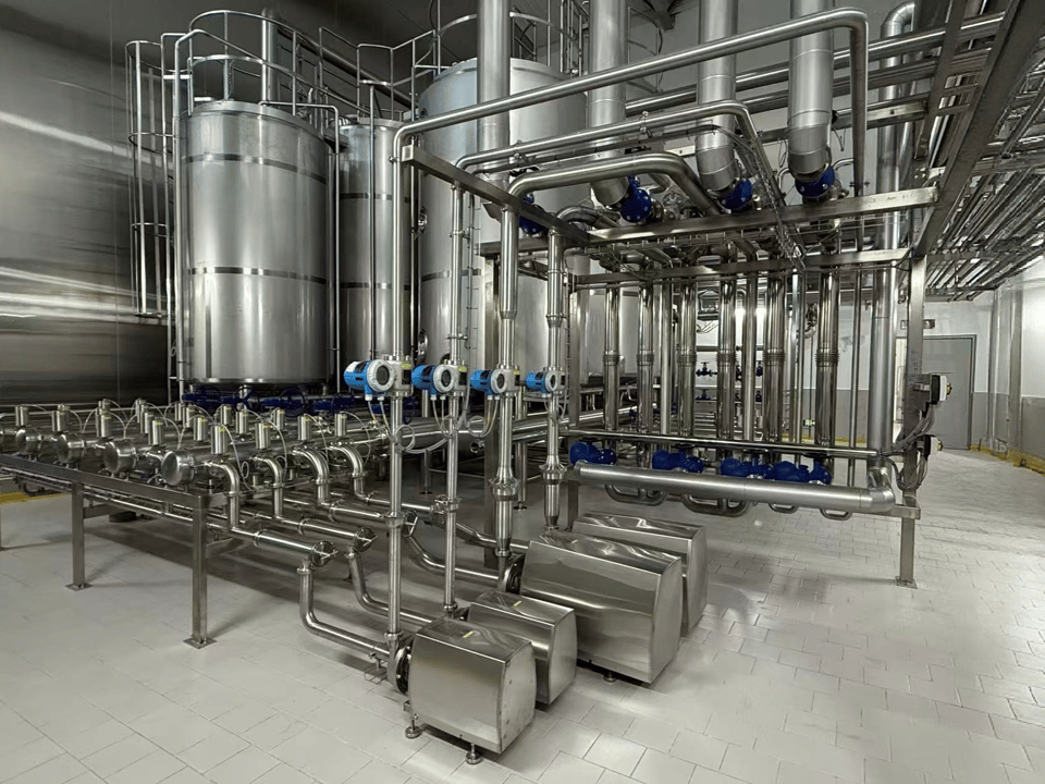 3.jpg Pre-processing equipment for dairy and beverage production
