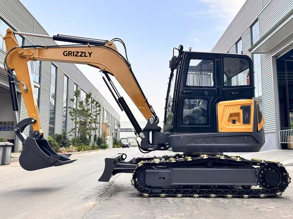 Skid Steer Excavator