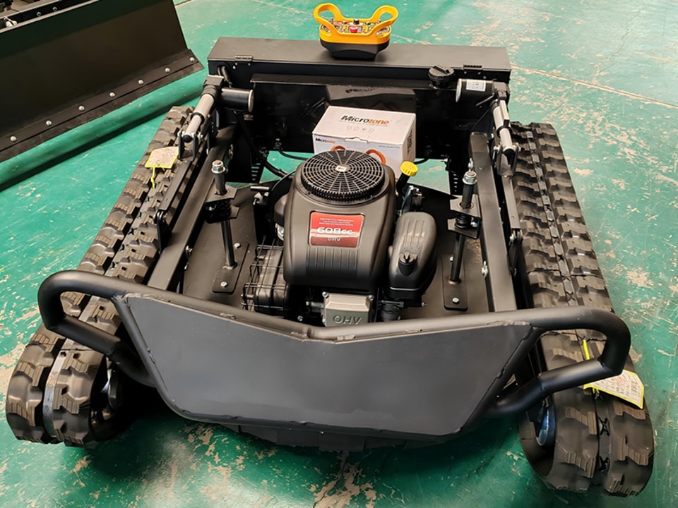 GMDE OFF-ROADTANK 608-90A-pic-2.mp4