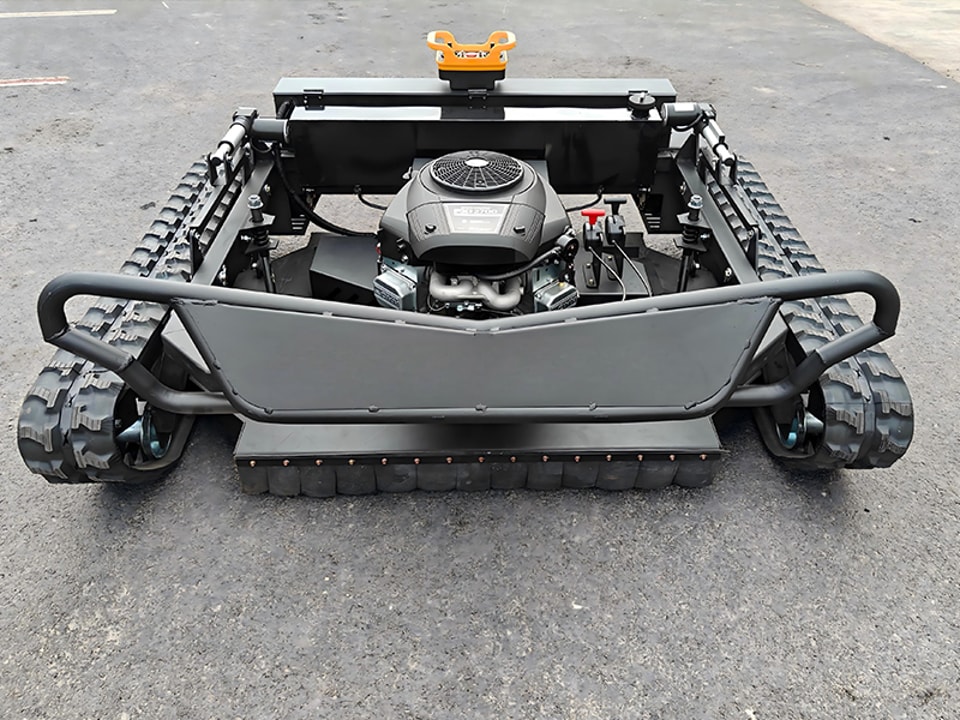 GMDE OFF-ROAD TANK   810-130A-pic-2.mp4