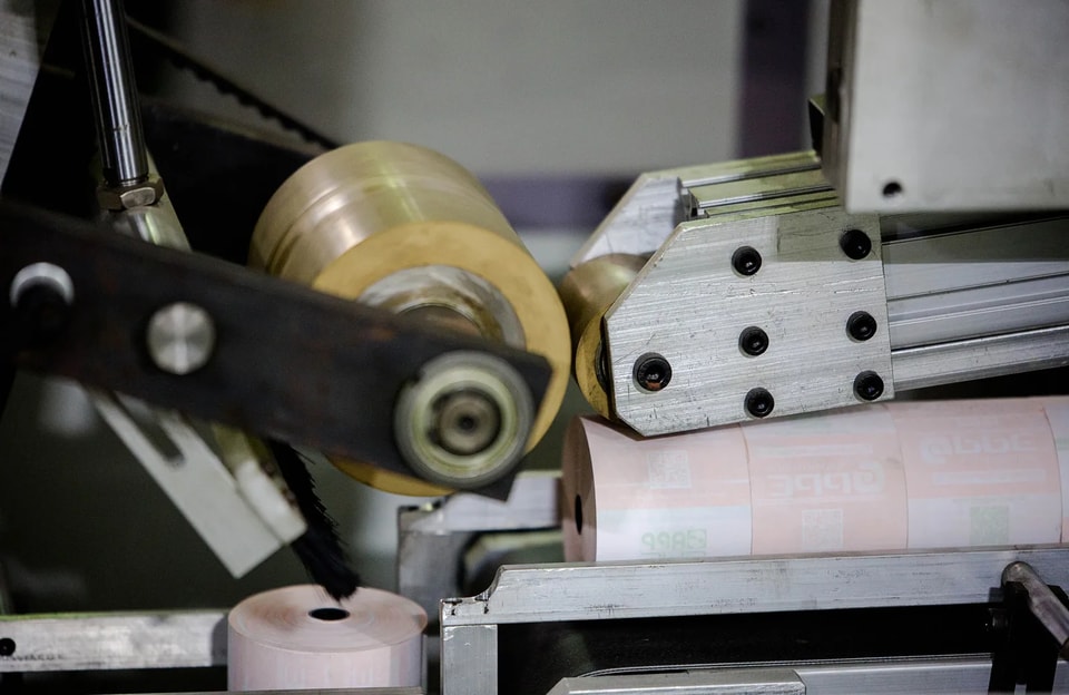 GPPE Fully Automatic High-Speed Paper Roll Converting Line - equipment gallery view 4