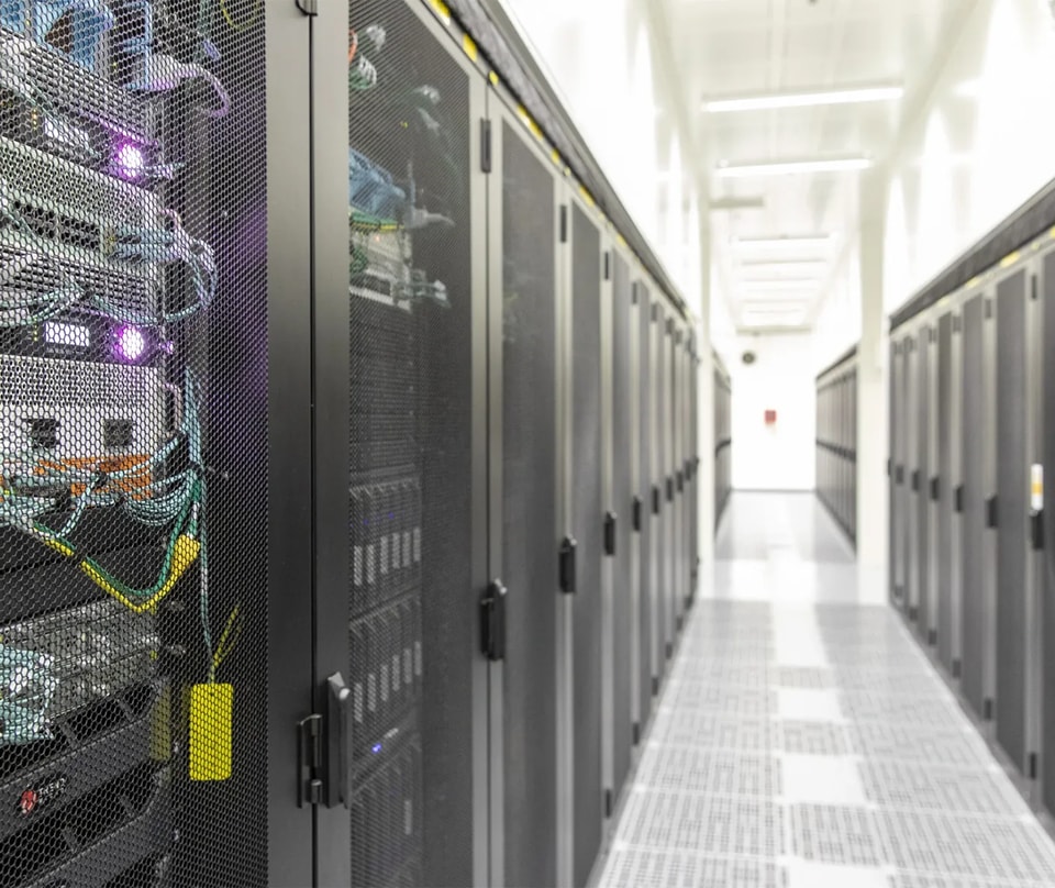 Data Center & Telecom