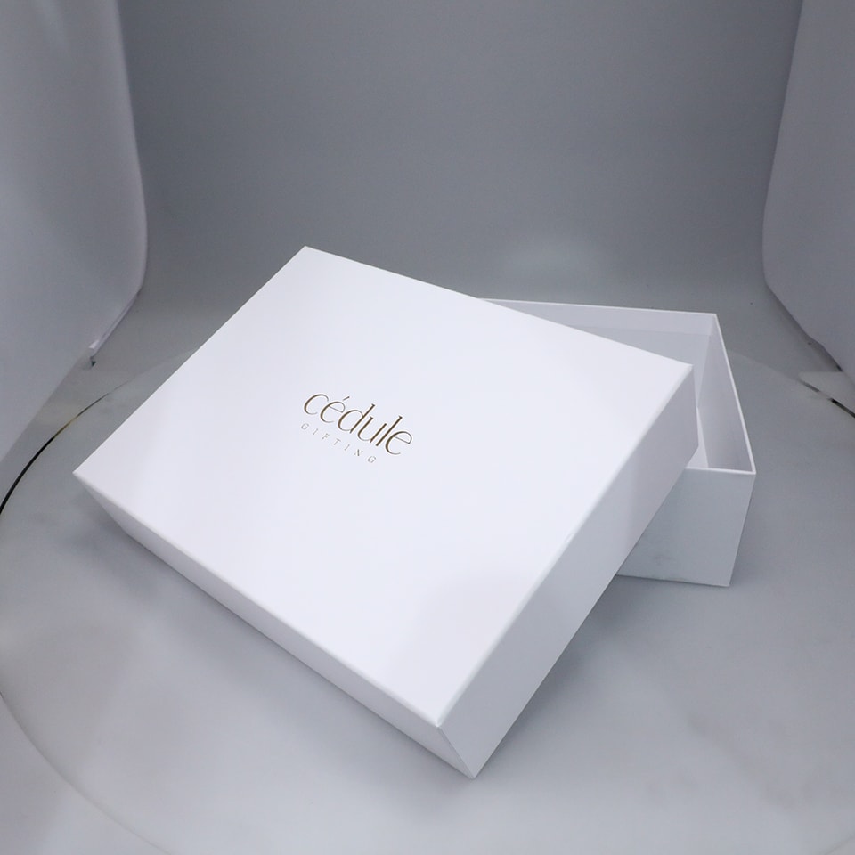 Caja rígida de regalo con tapa y base