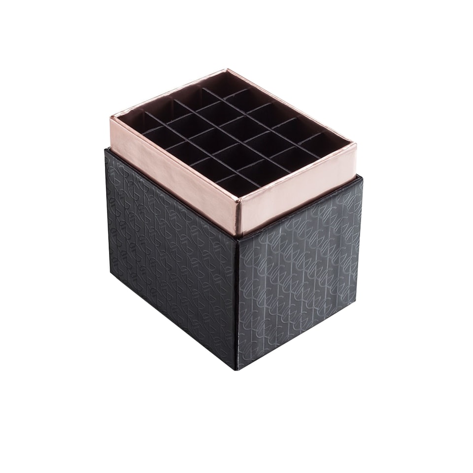 5b42c85752889.jpg
