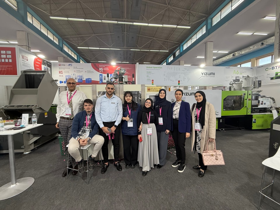 微信图片_20250310140000.jpg Customer visit and partnership discussion