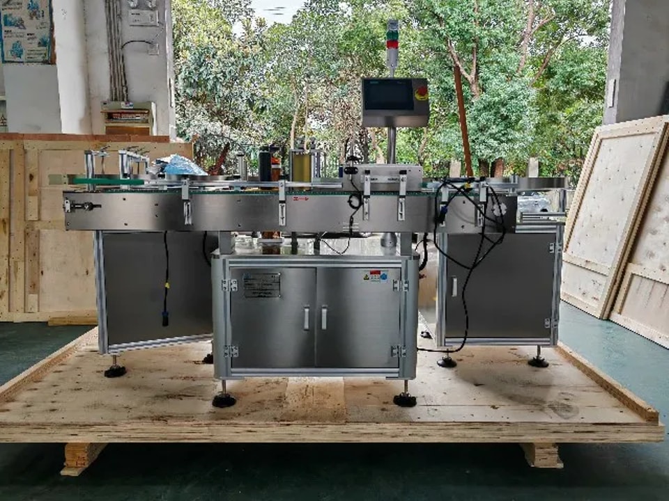 round bottle labeling machine skilt .webp