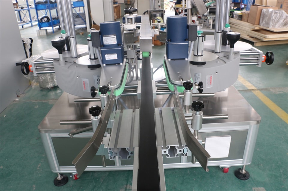 box corner labeler (1).jpg