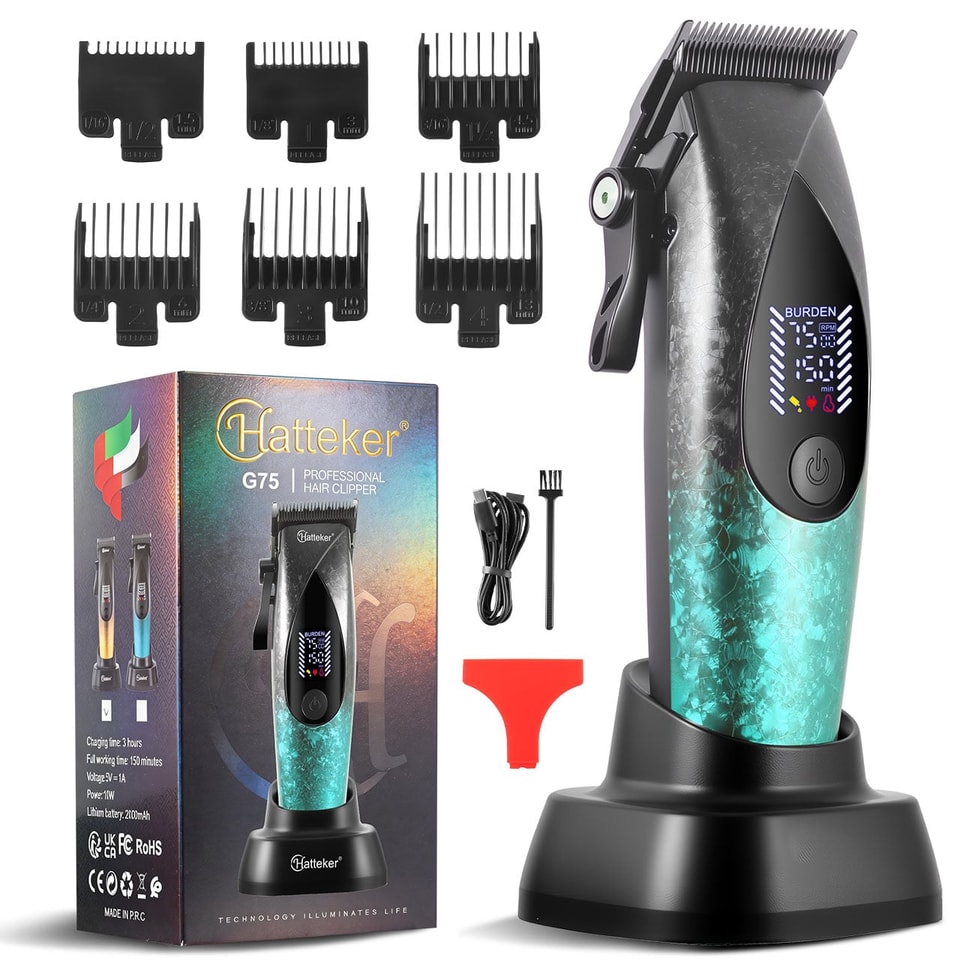 Face shaver product range with premium accessories