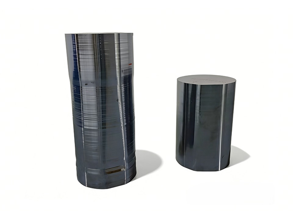 Monocrystalline silicon ingots (rough ingots)