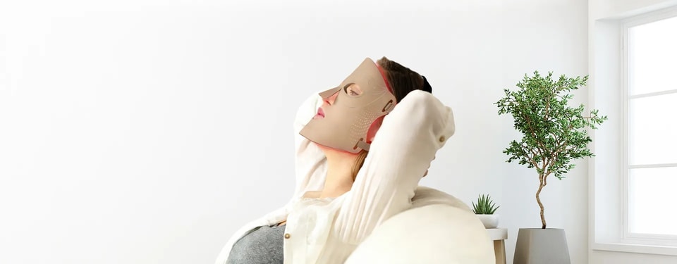ULTRASOFT LED MASK banner