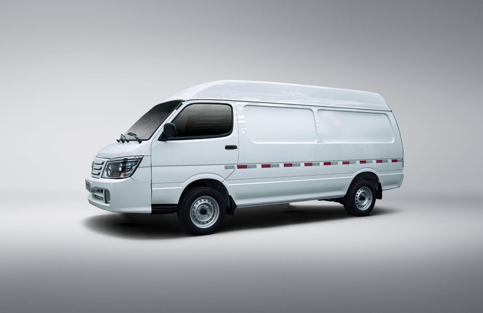 haise-ev-cargo-1789898001588.jpg