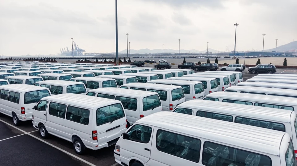 JINBEI envía un lote de vehículos Haise a un mercado internacional y avanza en su expansión global