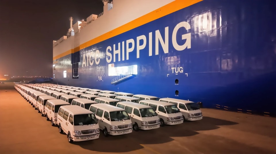 JINBEI envía un lote de vehículos Haise a un mercado internacional y avanza en su expansión global