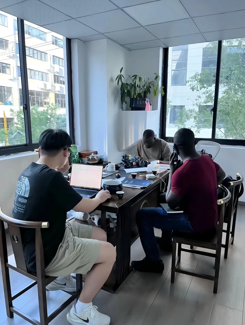 Technical and commercial discussion at our Shanghai office