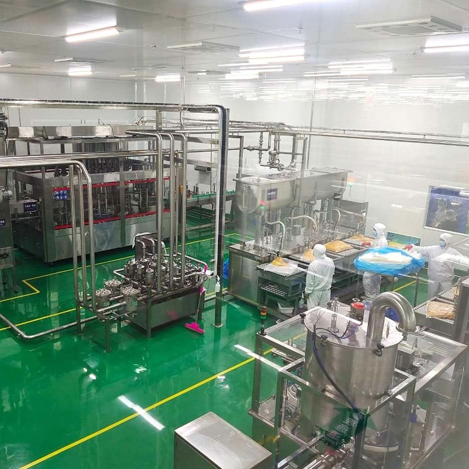 Garis produksi jus mangga