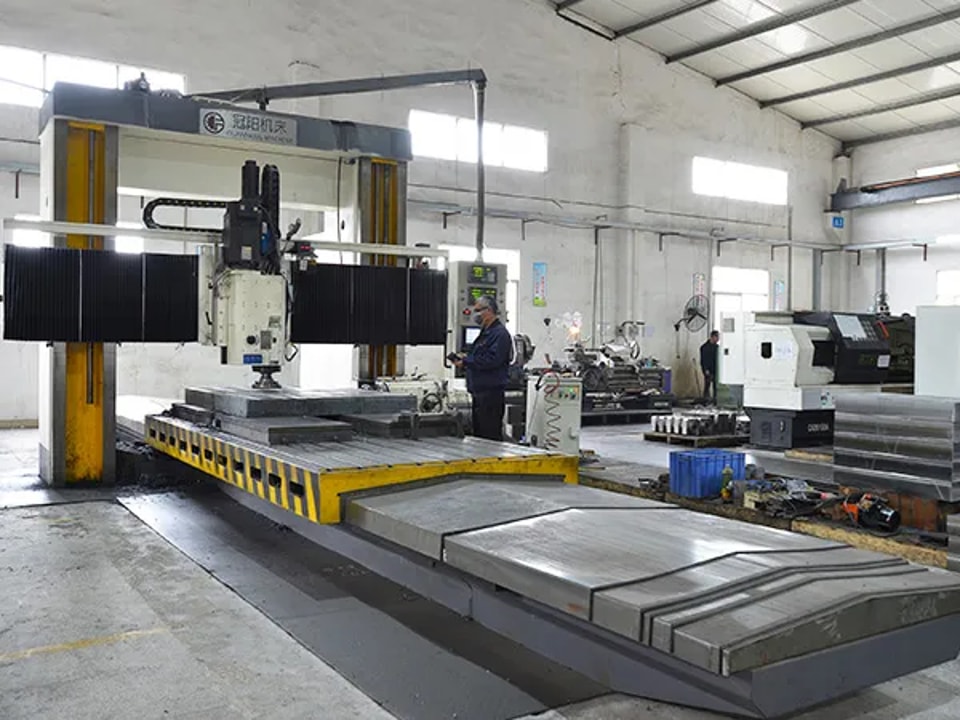 Gantry milling center