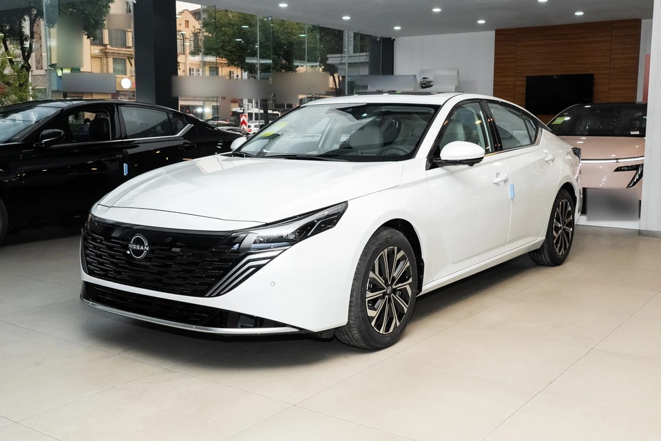 Nissan Altima