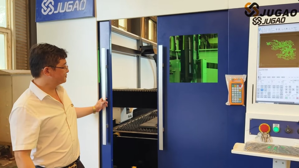 How to Guarantee Cutting Precision of Laser Cutting Machines