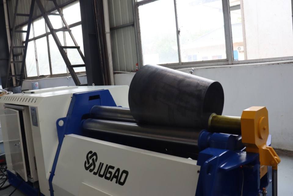How to Choose the Right Four-Roll Plate Rolling Machine