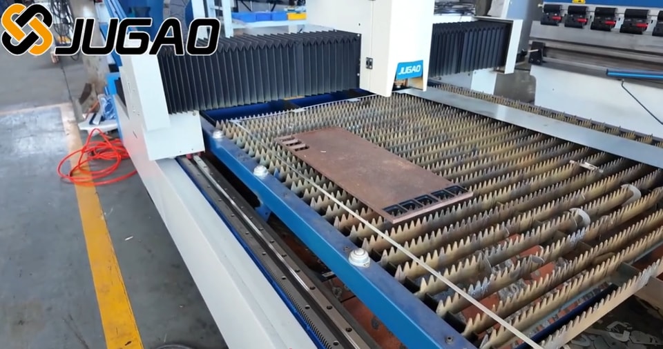 How to Cut Down Energy Consumption of JUGAO Laser Cutting Equipment