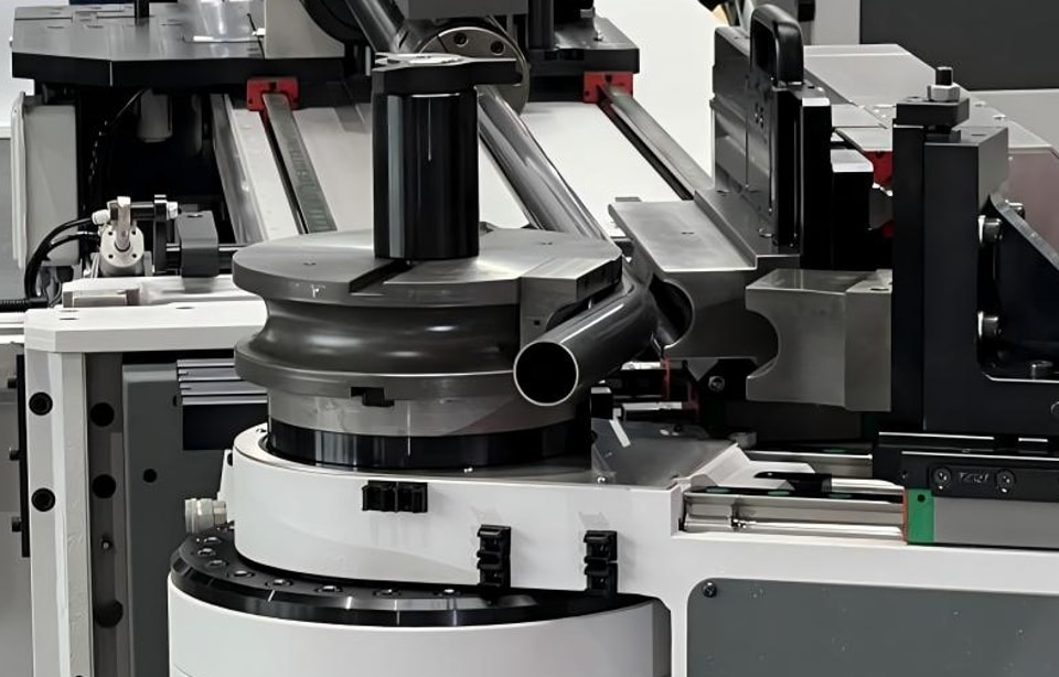 What factors affect the replacement cycle of vulnerable parts in a pipe bending machine?