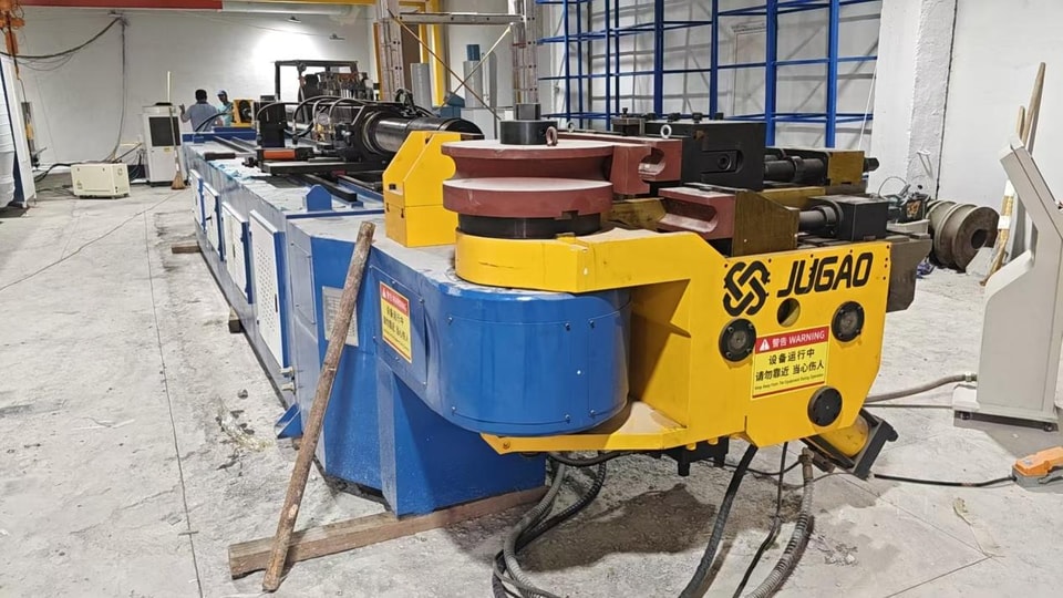JUGAO After-Sales Team Arrives in Riyadh, Saudi Arabia; Pipe Bending Machine Installation and Training Successfully Completed, Receives High Praise from Customer