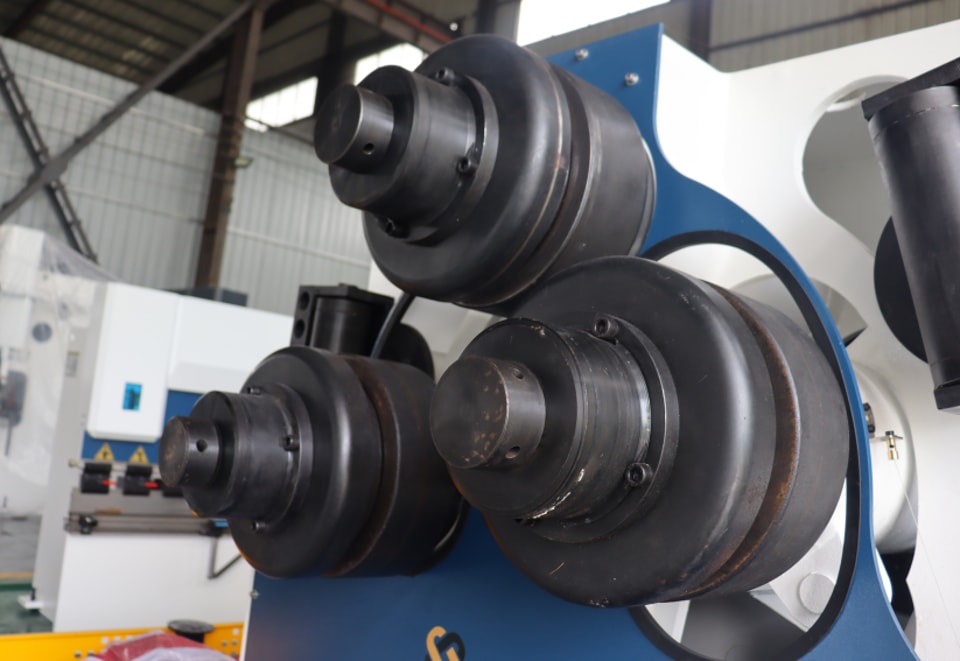 Points to Note When Operating a Profile Bending Machine