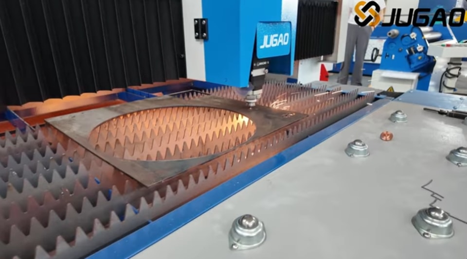 Rapid Troubleshooting for Assist‑gas Pressure Failures of JUGAO Laser Cutting Machines